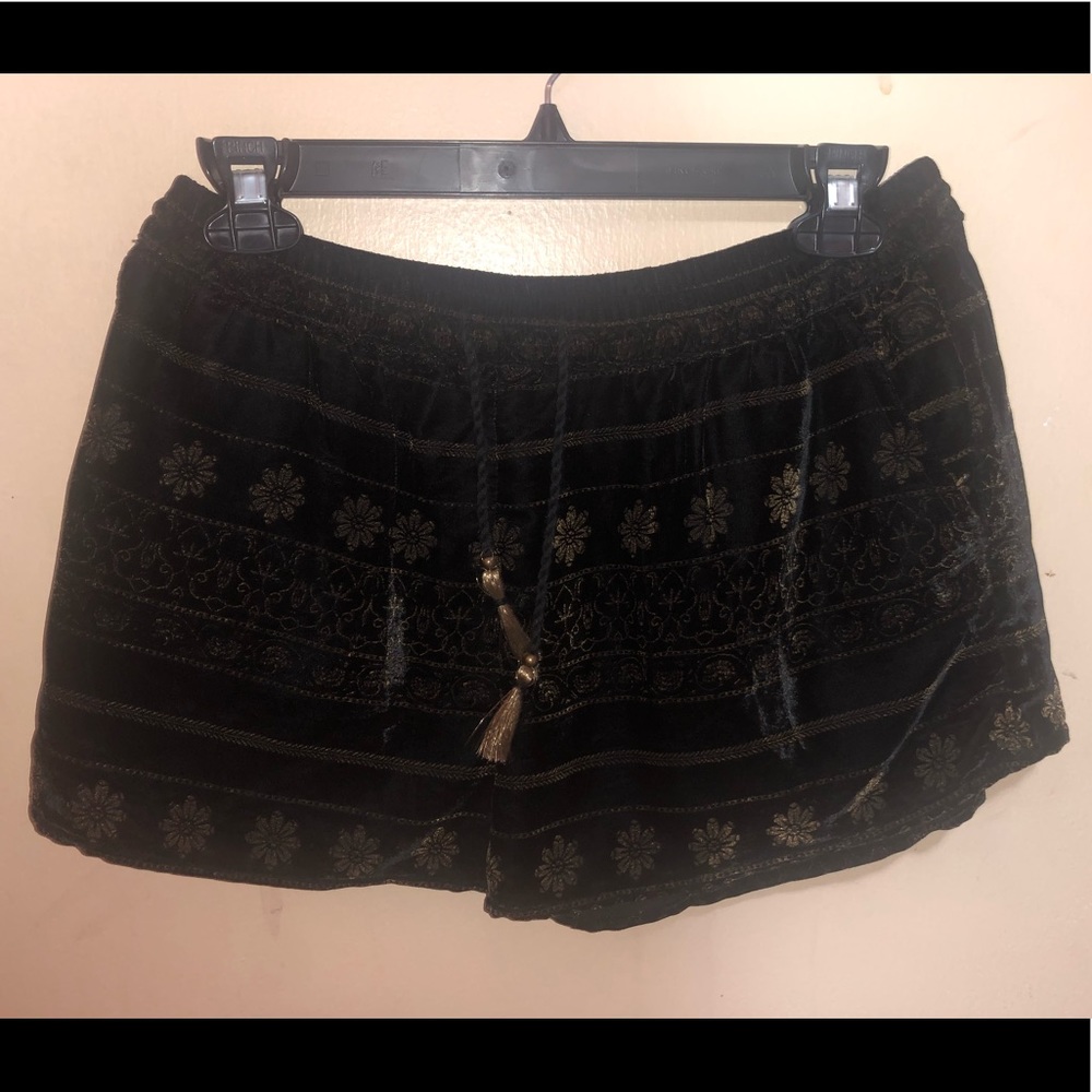 Black and Gold Patterned Flowy Shorts